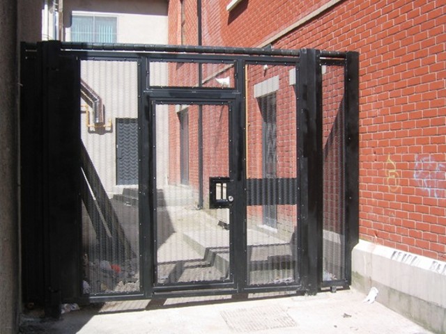 Security Fencing, Decorative Fences, Gates & Railings Installations